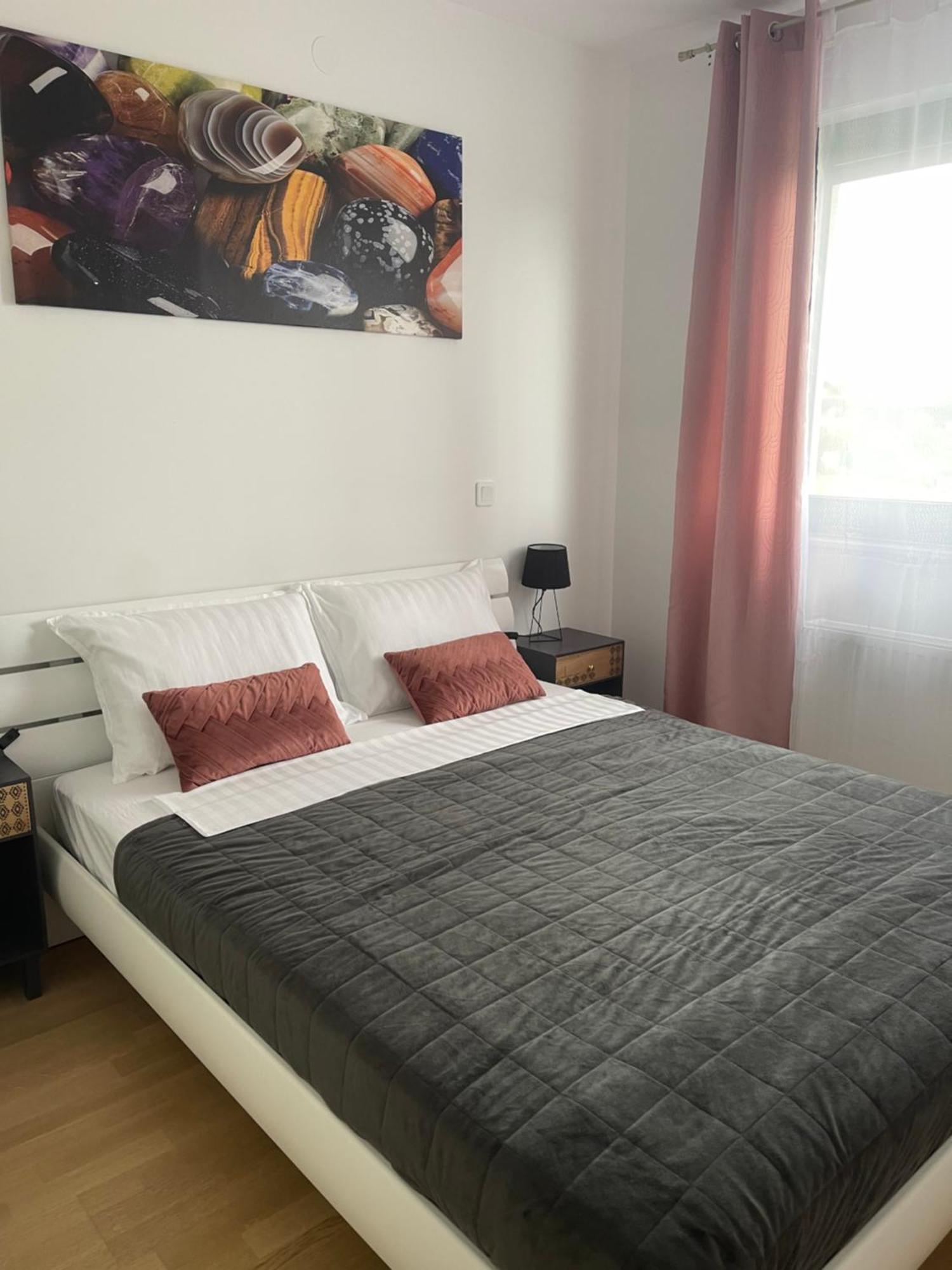 Luna,Central,Self-Check In,Ac,Wi-Fi, Washer,Free Parking Zapresic Bagian luar foto
